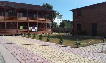 Большой двухместный номер с 1 кроватью или 2 отдельными кроватями в Гостевом доме Karat